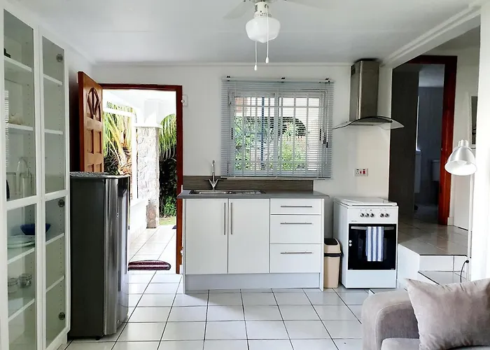 Rose Self Catering * Beau Vallon (Mahe)