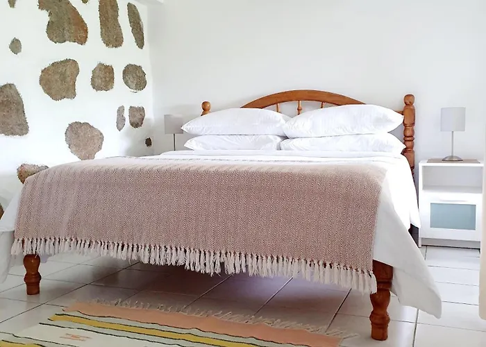 Rose Self Catering Beau Vallon (Mahe)