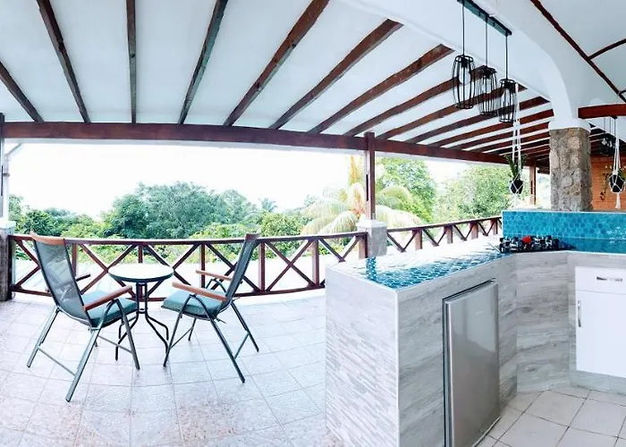 Rose Self Catering Beau Vallon (Mahe)