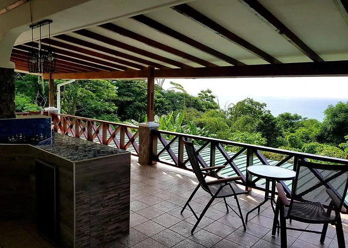 Rose Self Catering * Beau Vallon (Mahe)